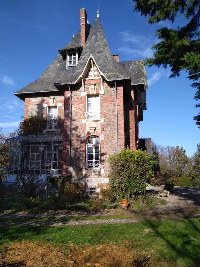 Le Manoir Des Rochers Bouere Экстерьер фото
